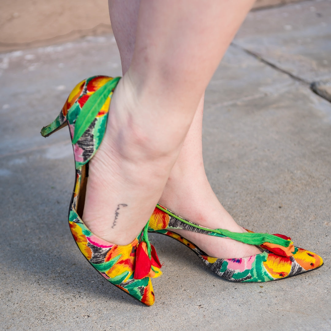 VNTG Andrea Feister for I Magnin Silk Floral Pump Size 9.5