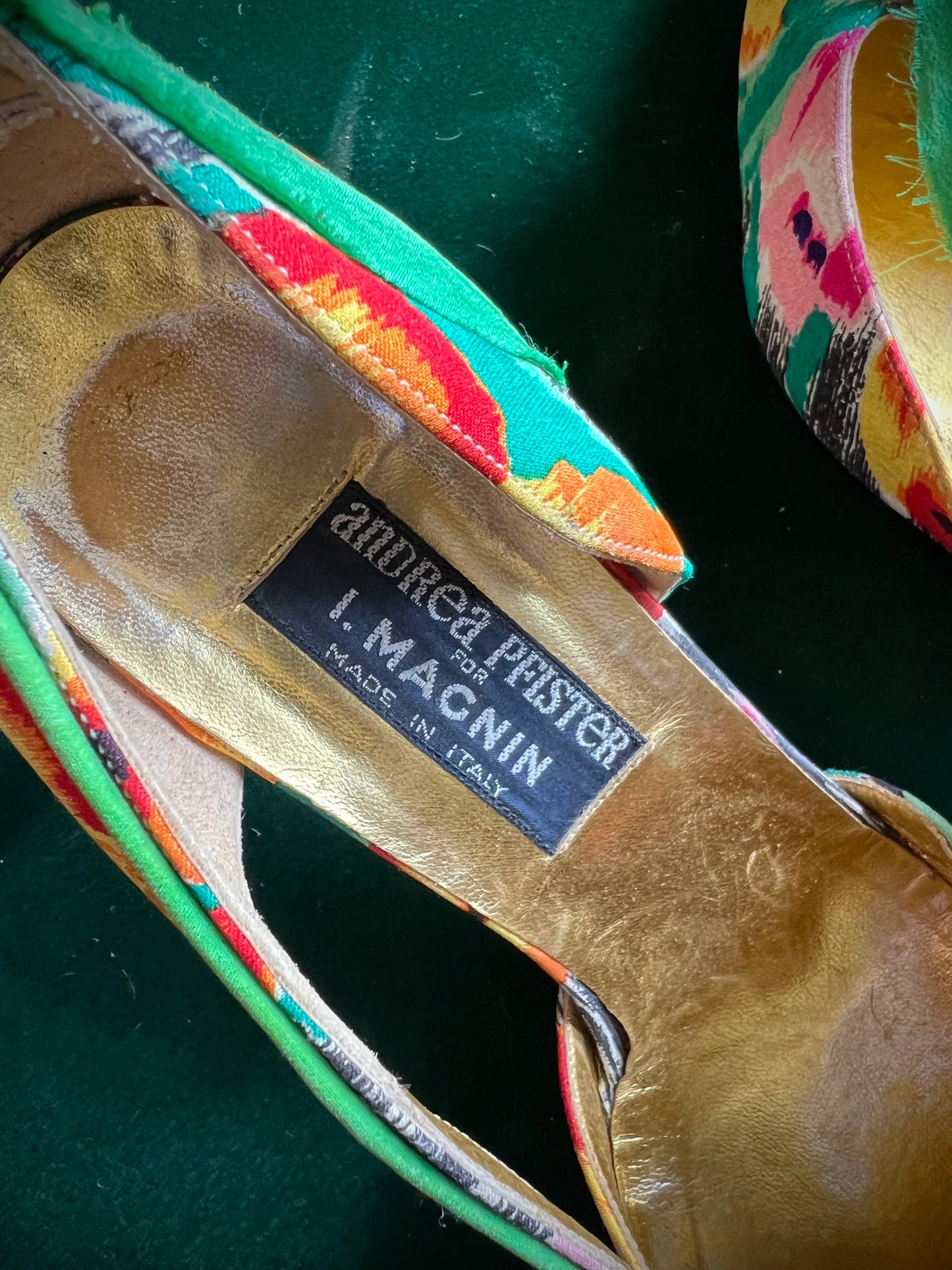 VNTG Andrea Feister for I Magnin Silk Floral Pump Size 9.5