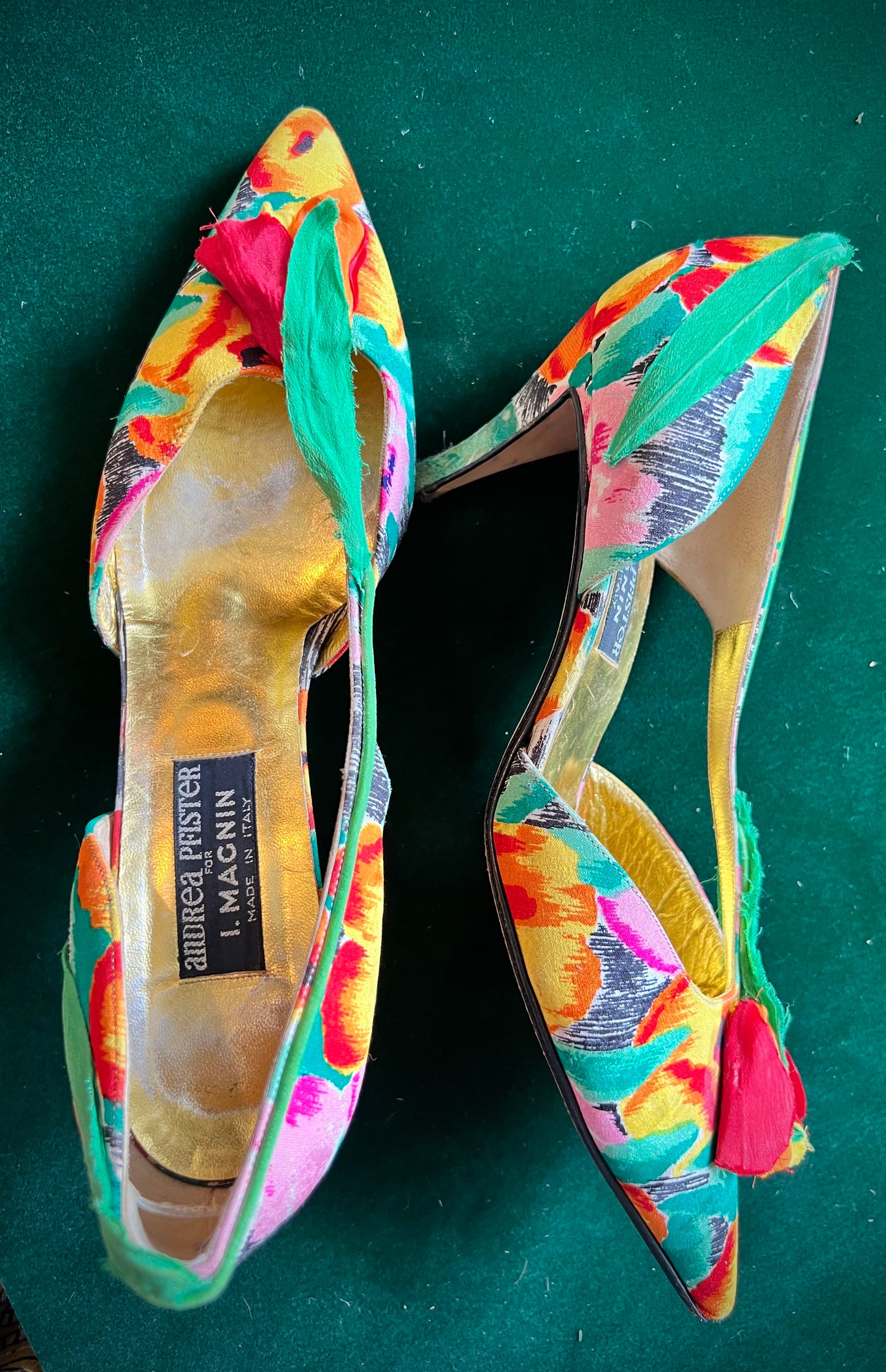 VNTG Andrea Feister for I Magnin Silk Floral Pump Size 9.5