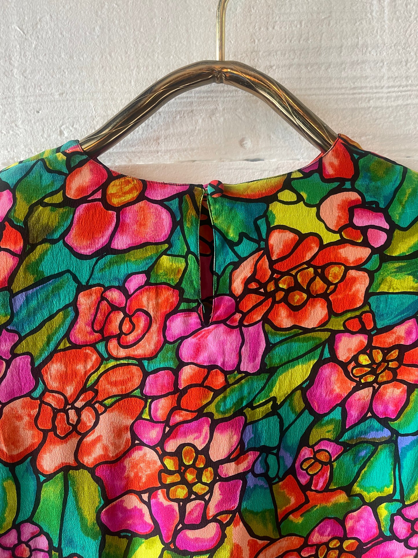 VNTG Watercolor Floral Blouse