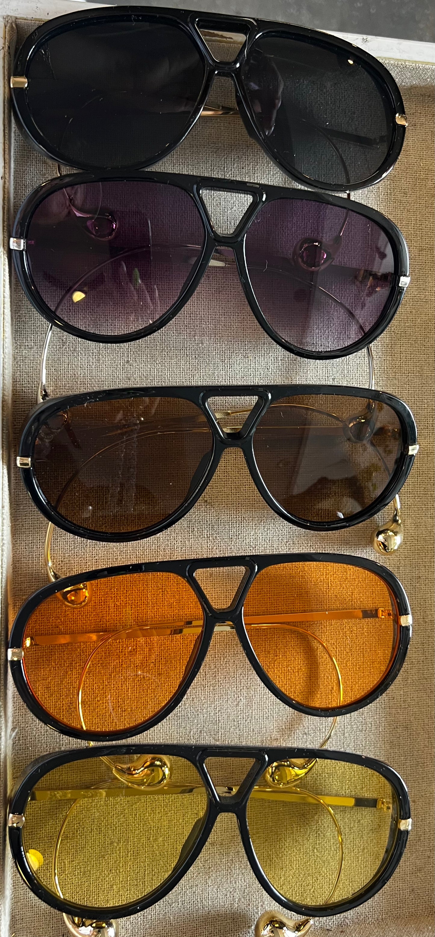 Hook Around Sunny Aviators